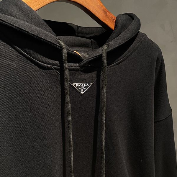 24SS プラダ ロゴ コットン フーディ 偽物 パーカー Re-Nylon puq35216